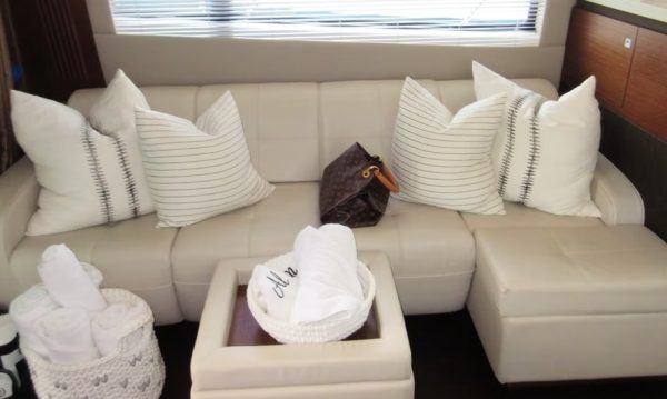 51' Motor Yacht - Image 4