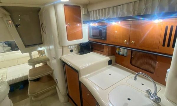 37' Searay sundancer - Image 5