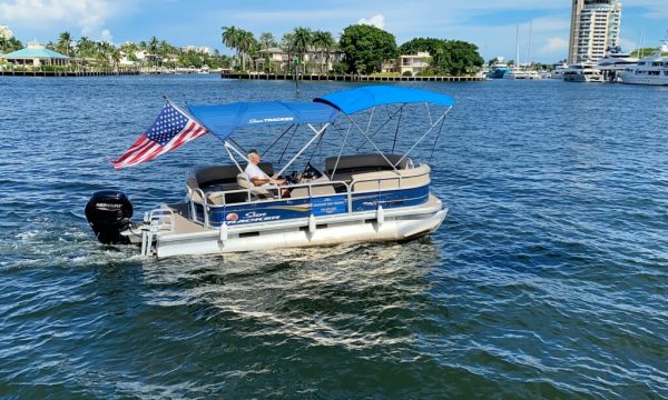 19' Pontoon - Image 4