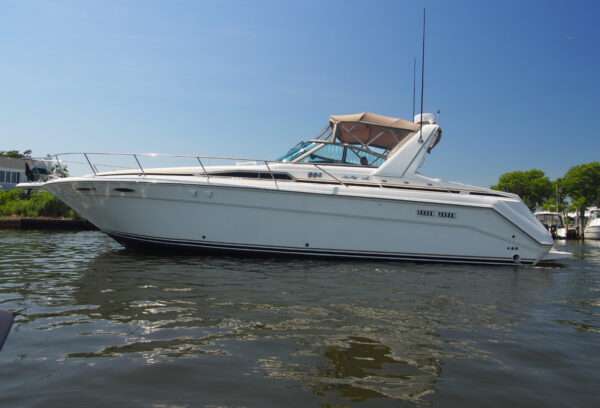 37' Searay sundancer