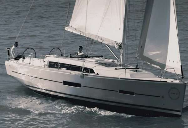 38' Dufour 382 Grand Large