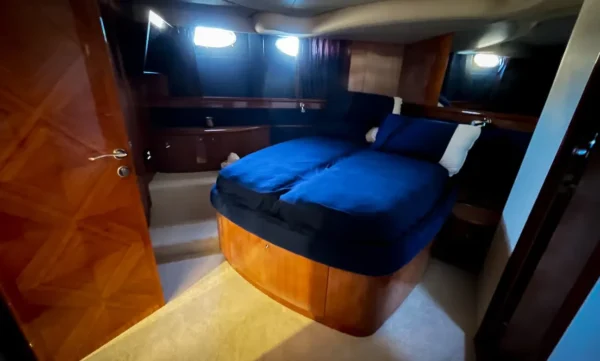 65'Aicon - Image 4