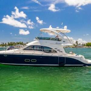 52' SeaRay Flybridge
