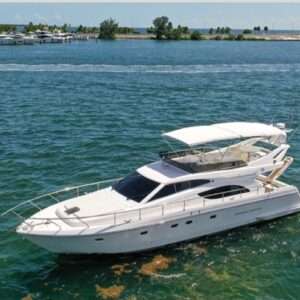 53' Ferretti Flybridge
