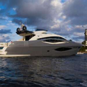 80' Numarine (Includes: Jacuzzi)
