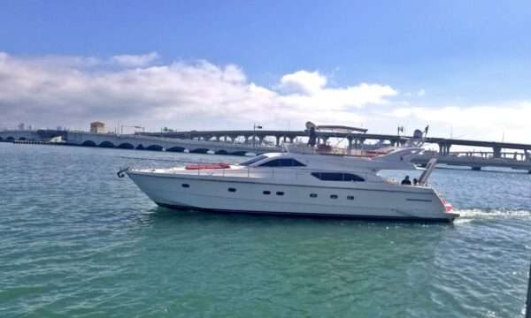 60' Ferretti Flybridge