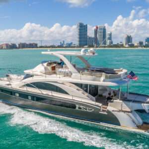 62' Catamaran Flybridge (Includes Seabobs)