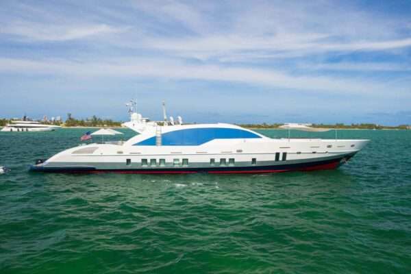 120' Tecnomar (Includes: Jetski, Slide, Dingy, Seabob, Jaccuzi)